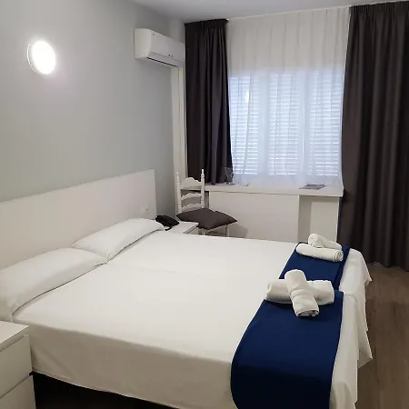 Victoria ホテル 3*